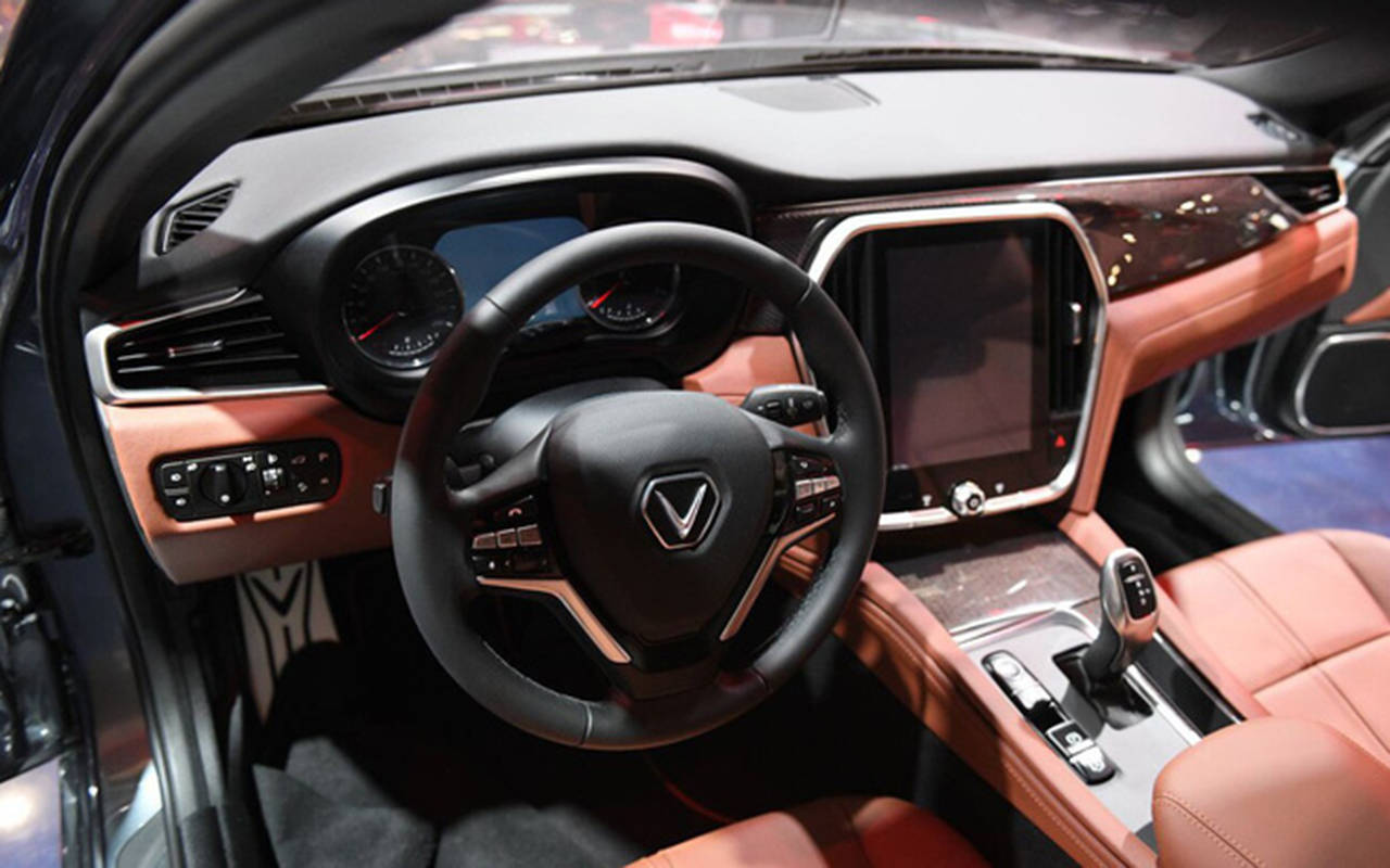 Vinfast Lux V8 (SUV)